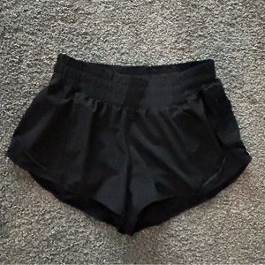 Lululemon Hotty Hot High Rise Short